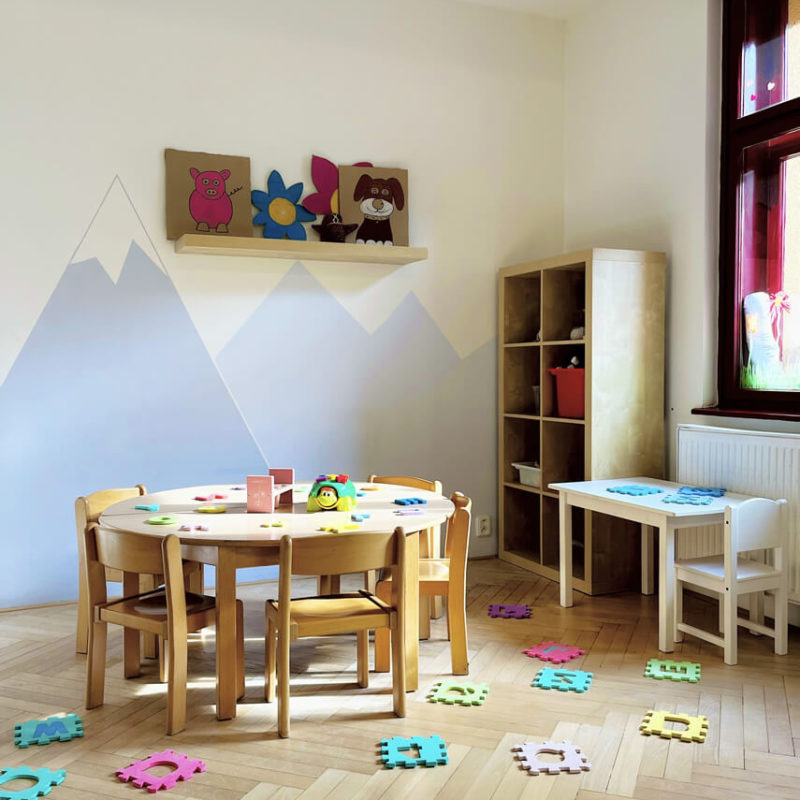 Dragon Kindergartens