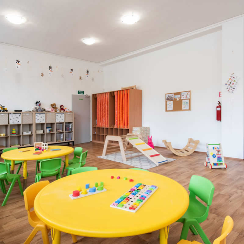 Miniškolka Adis centrum